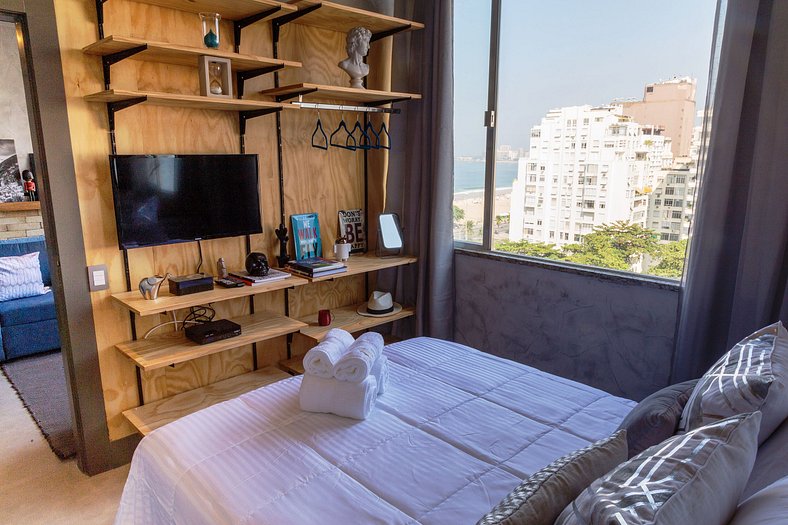 APARTAMENTO INTEIRO LOCALIZADO EM COPACABANA VISTA PARA MAR