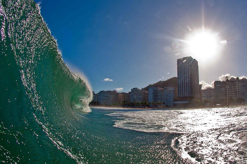 APARTAMENTO INTEIRO LOCALIZADO EM COPACABANA VISTA PARA MAR