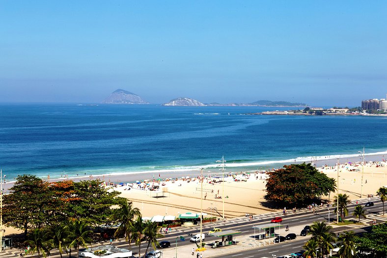 APARTAMENTO INTEIRO LOCALIZADO EM COPACABANA VISTA PARA MAR